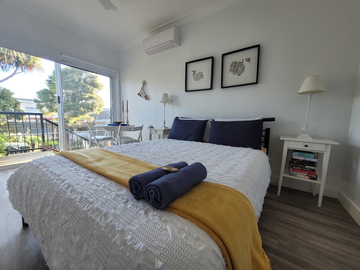 Ocean Escape - pet friendly private guest suite — featured